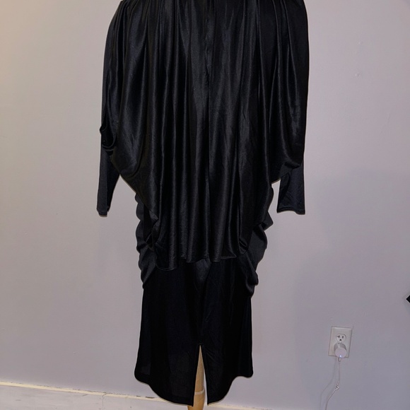 70s Vintage Black Villain Cape Dress - Picture 7 of 7